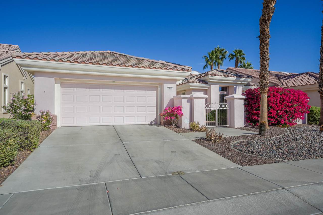 78576 Bougainvillea Drive - Photo 1