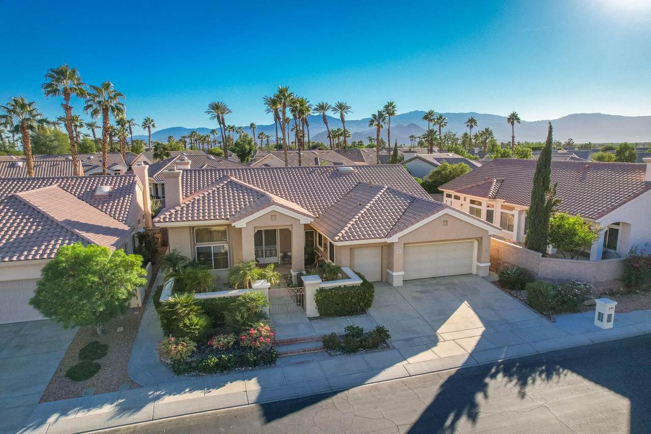 78355 Silver Sage Drive - Photo 1