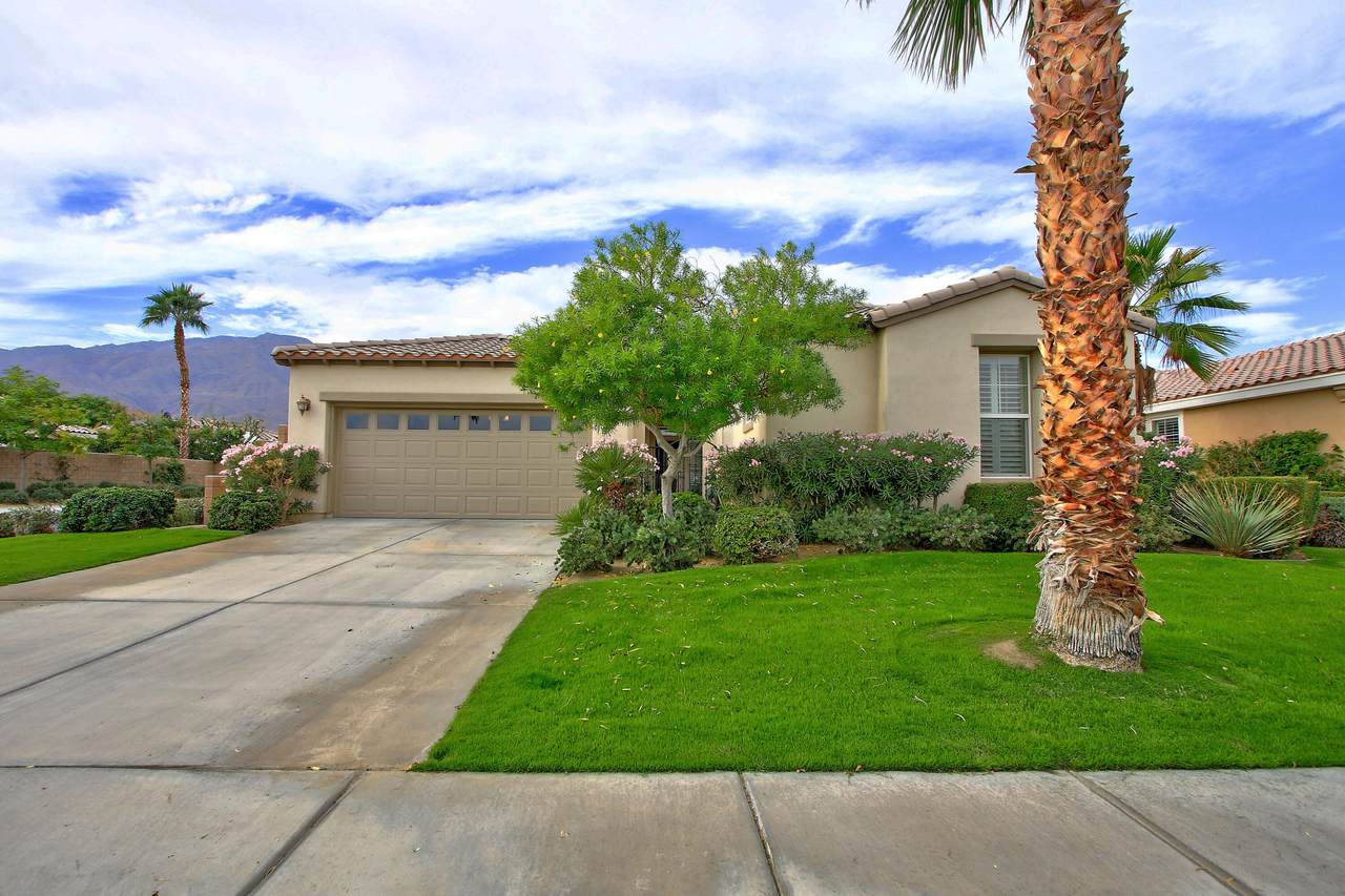 61125 Livingstone Drive - Photo 1