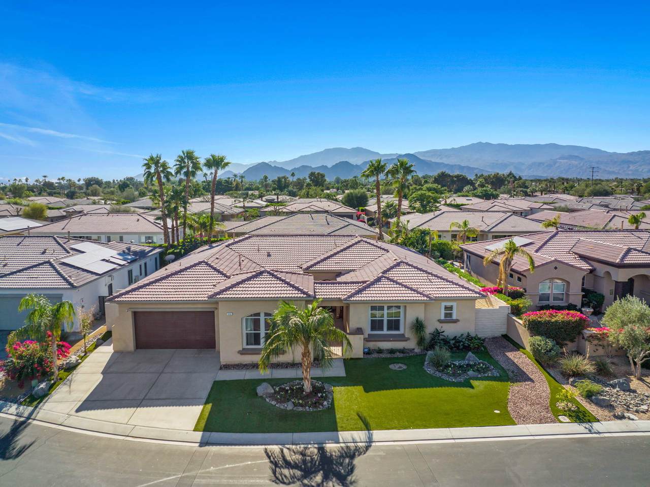 111 Batista Court - Photo 1