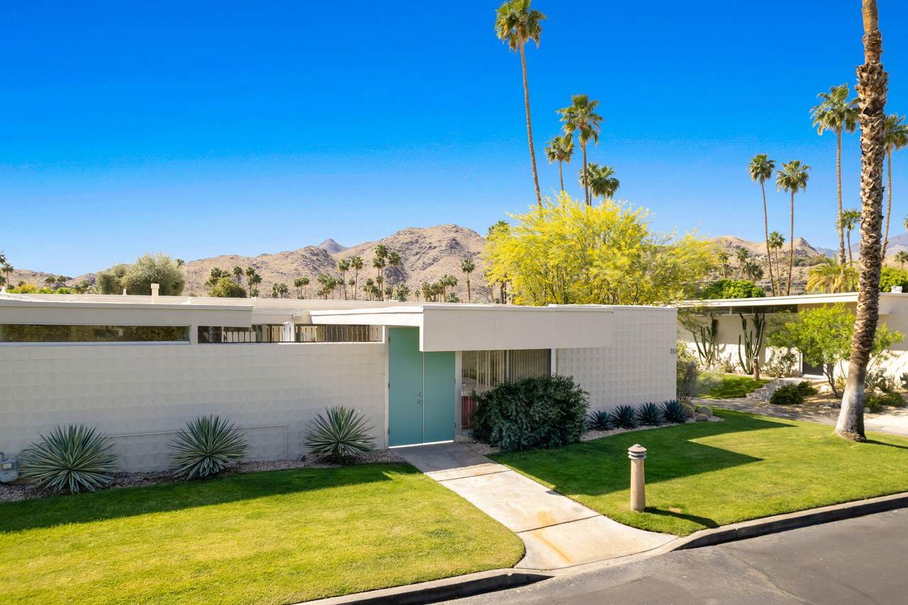 157 Desert Lakes Drive - Photo 1