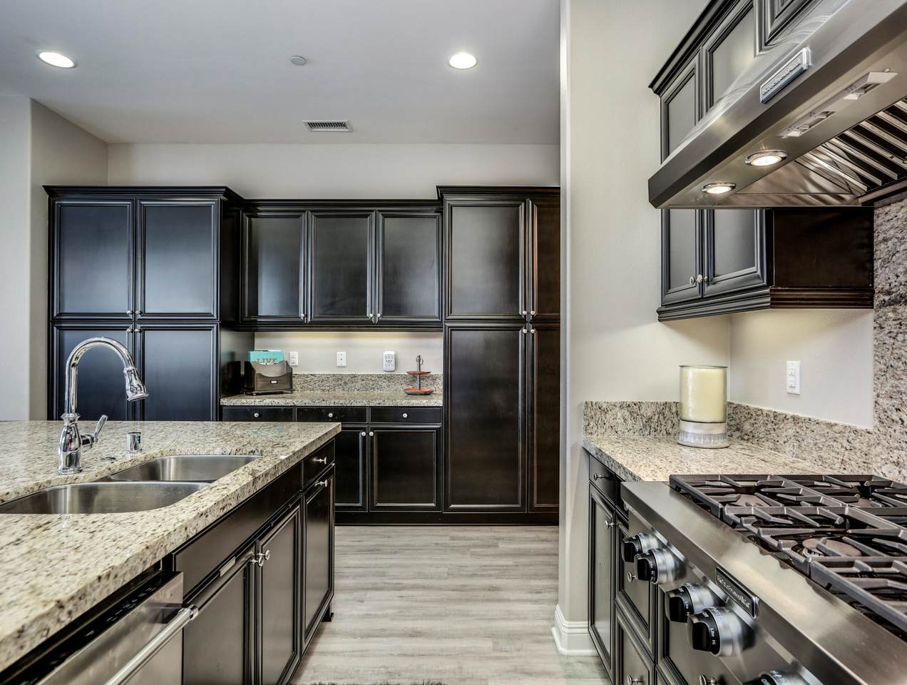 80433 Platinum Way - Photo 1