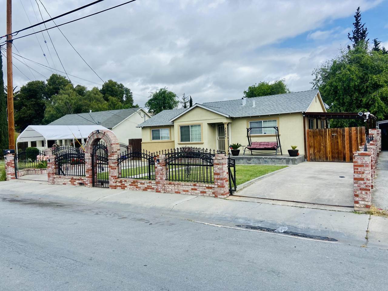 330 Serrano Avenue - Photo 1