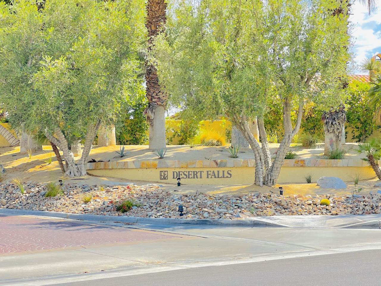 551 Desert Falls Drive - Photo 1