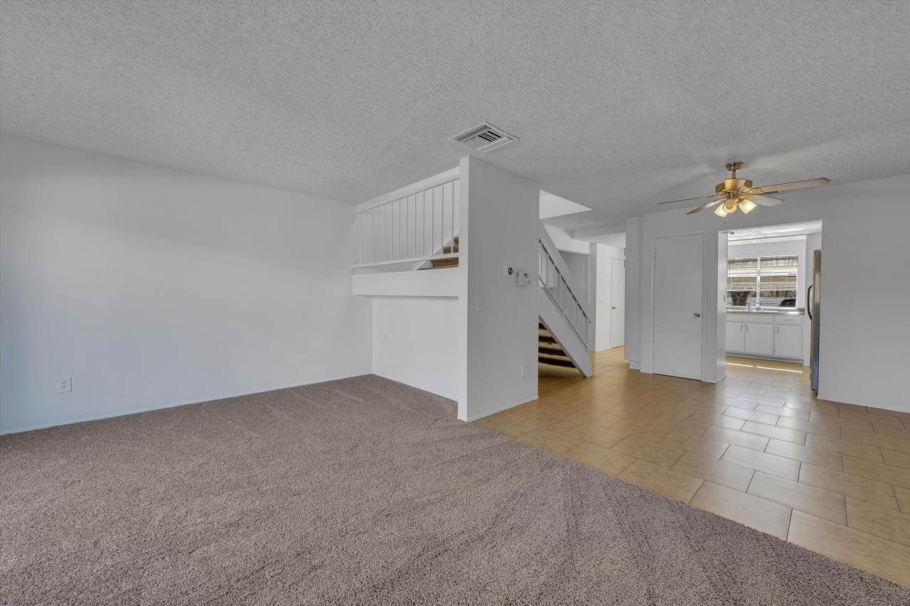 55893 Santa Fe Trail - Photo 1