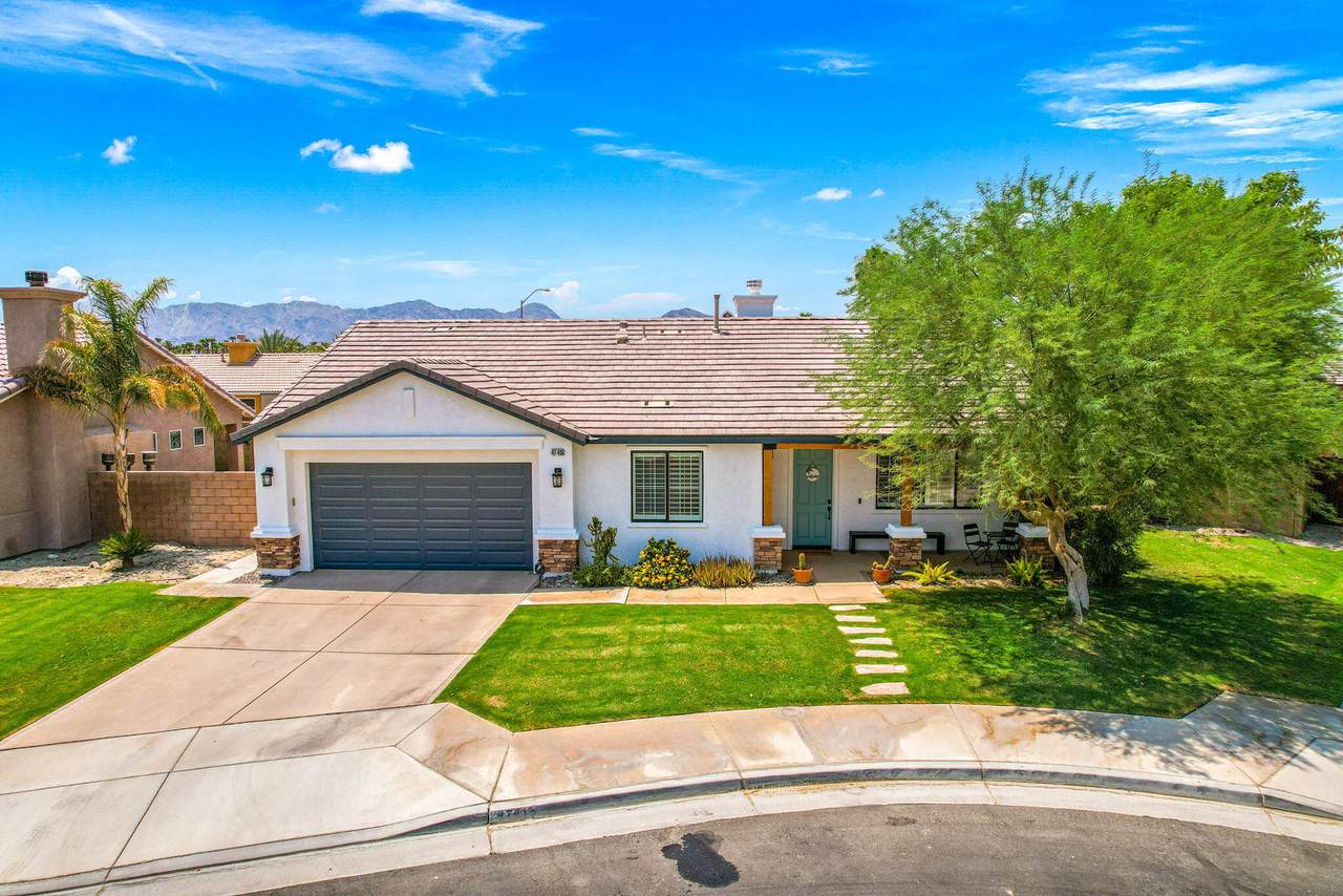 47415 Lagoon Court - Photo 1