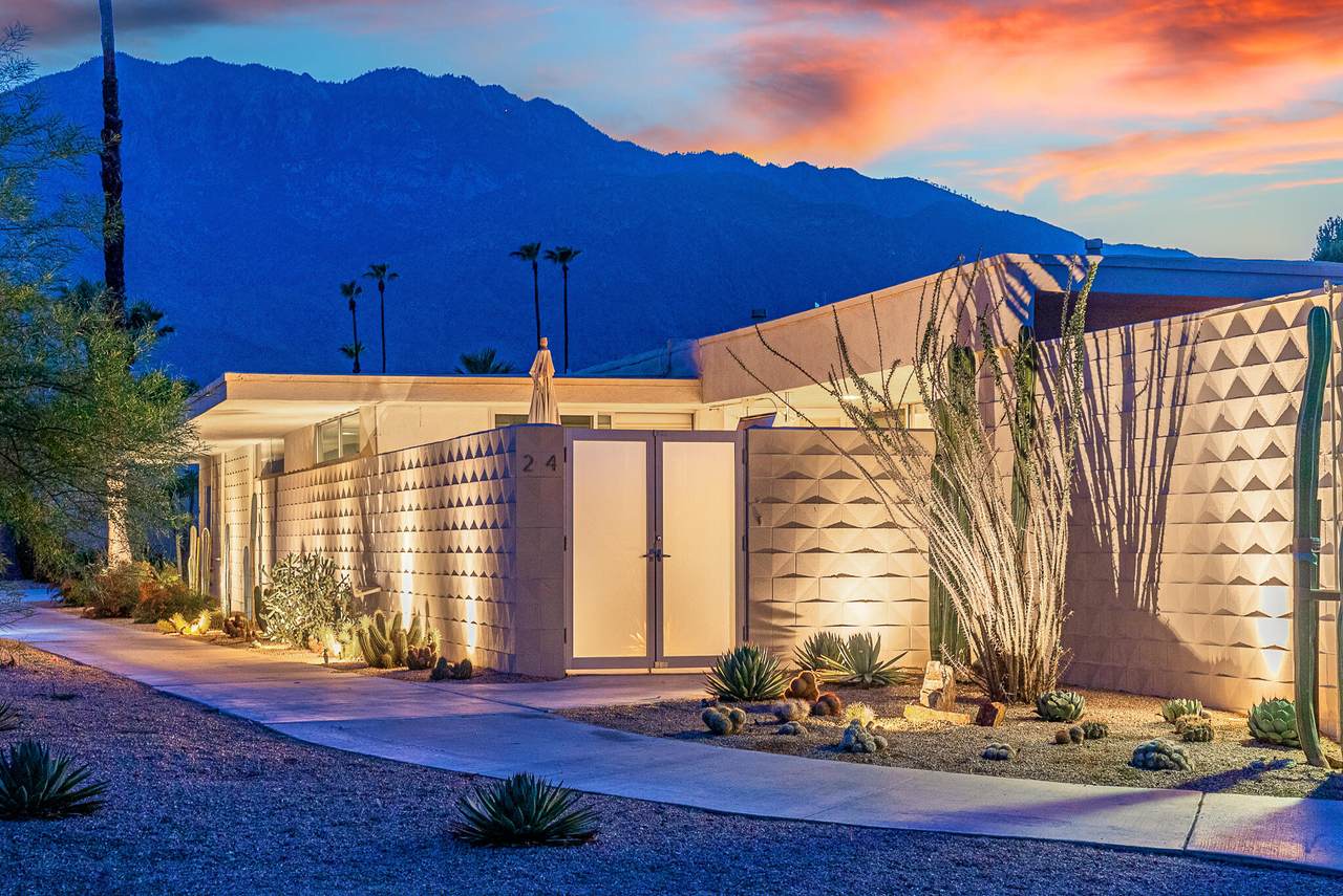 24 Desert Lakes Drive - Photo 1