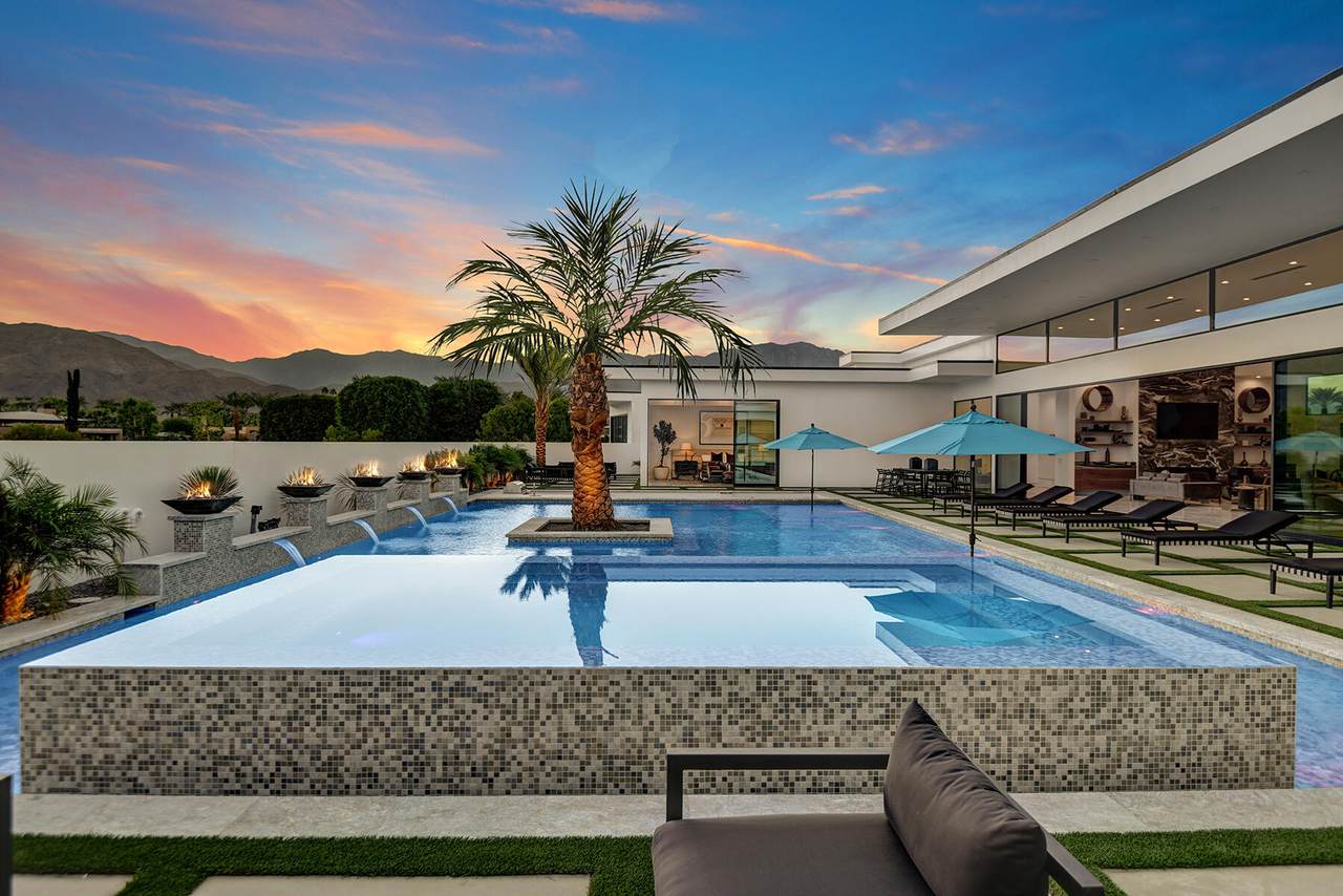 8 Bravo Court - Photo 1