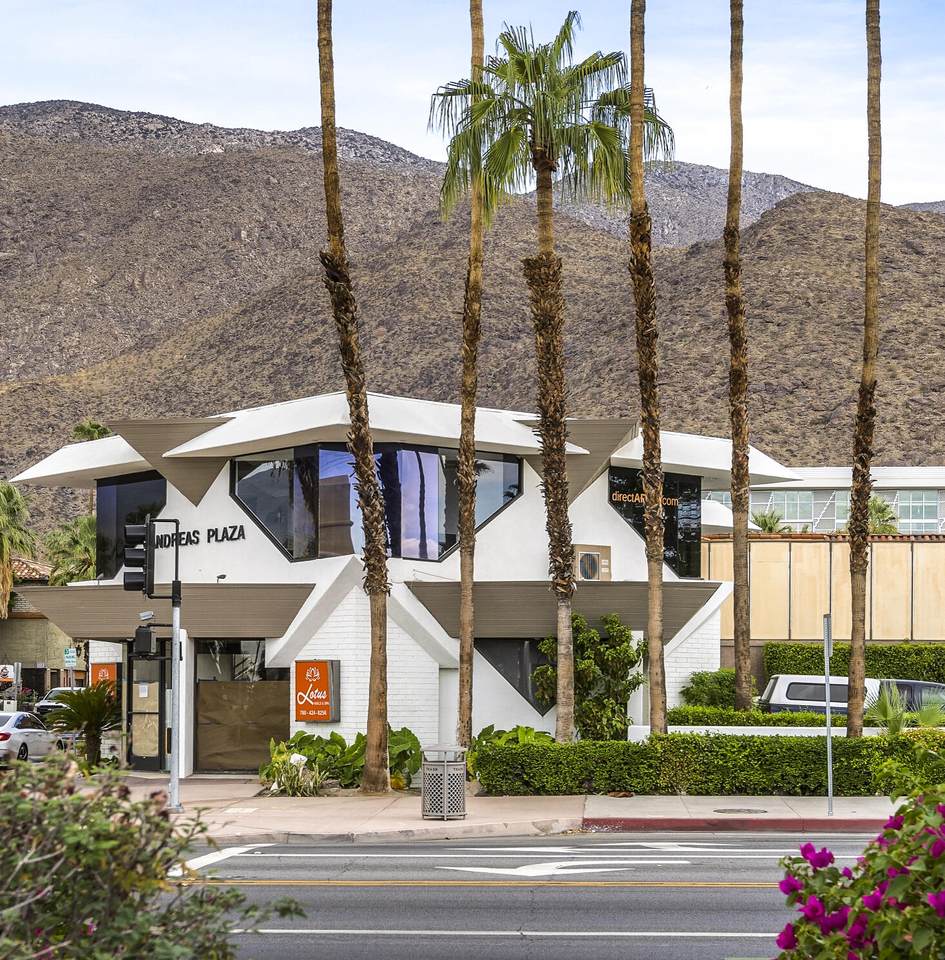 201 Indian Canyon Drive - Photo 1
