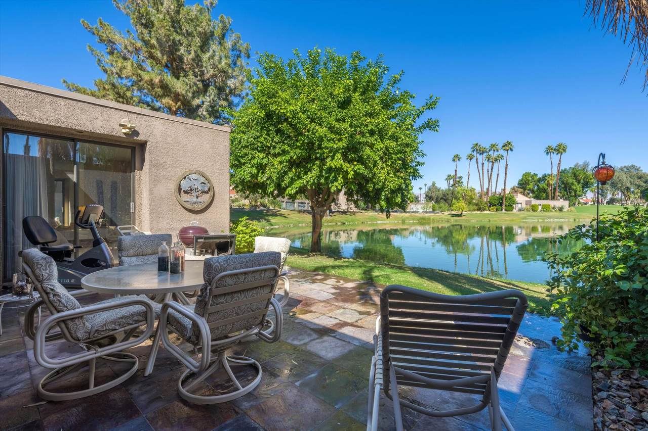 538 Desert West Drive - Photo 1