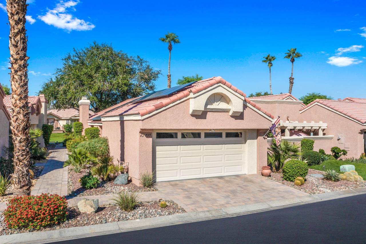 42737 Liolios Drive - Photo 1