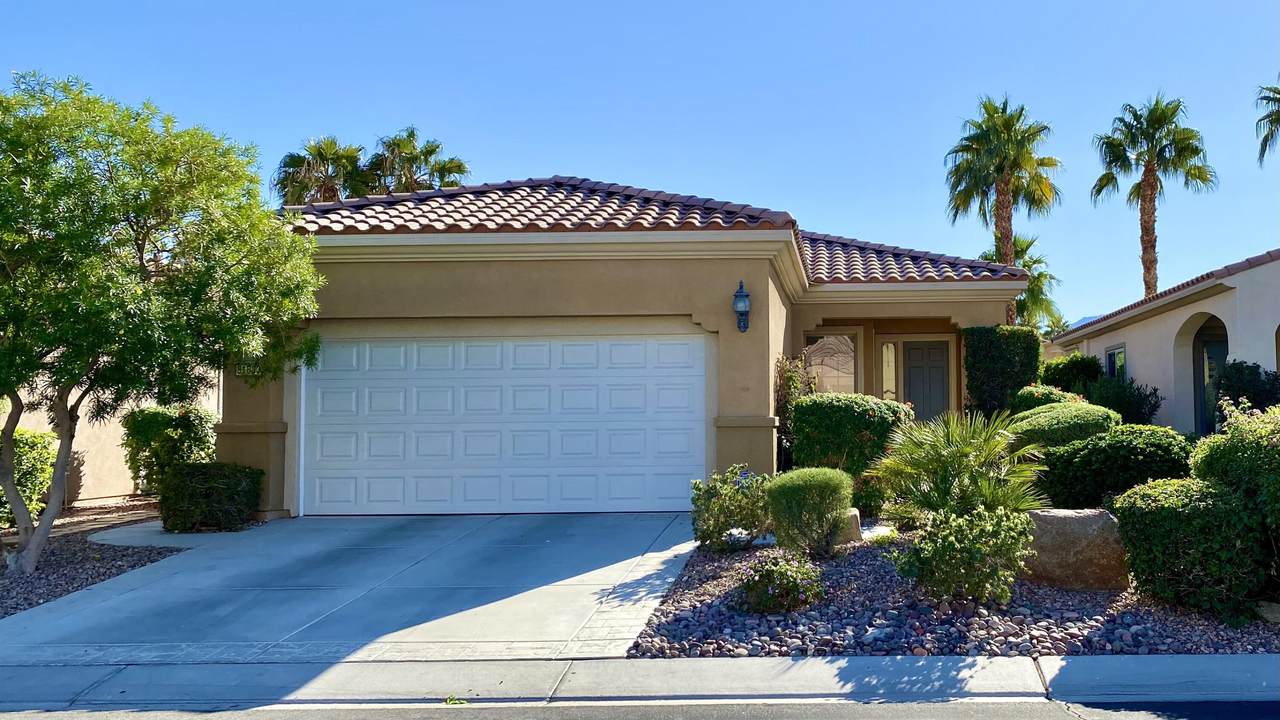 81633 Avenida Bolero - Photo 1