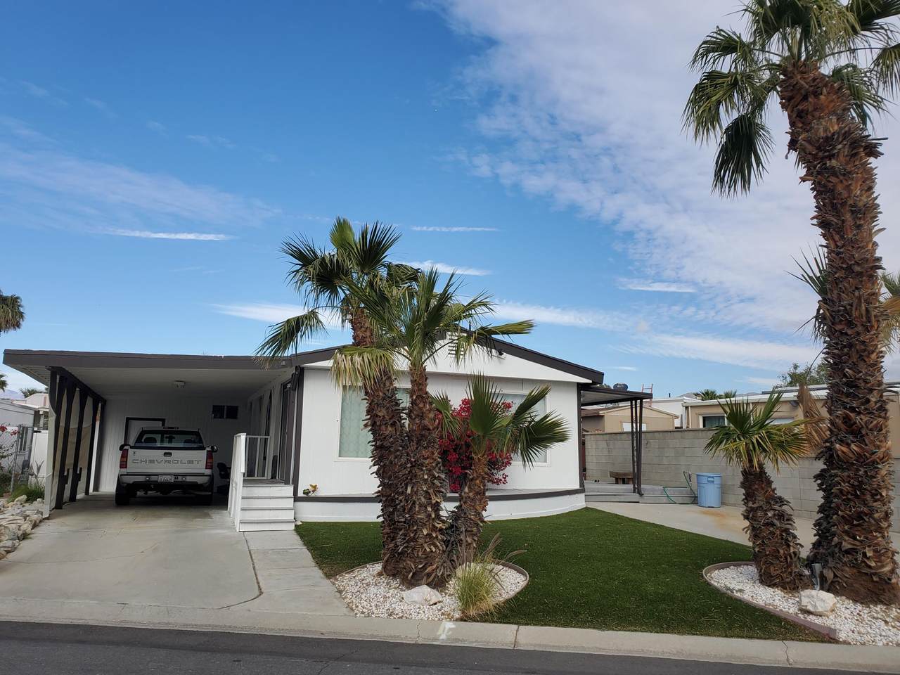 69380 Parkside Drive - Photo 1
