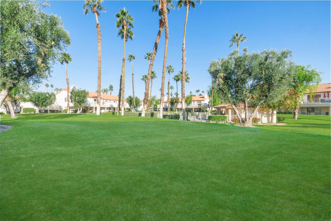626 Vista Lago Circle - Photo 1