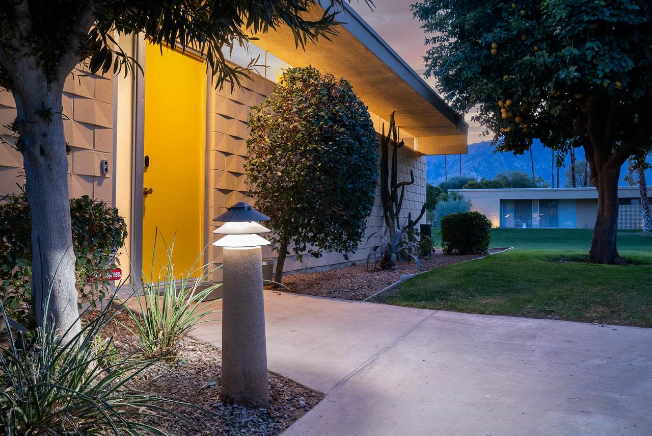132 Eastlake Drive - Photo 1