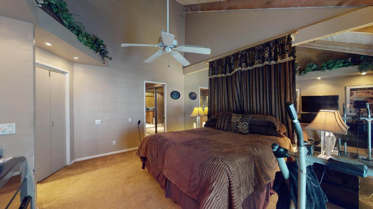 333 Forest Hills Drive - Photo 1