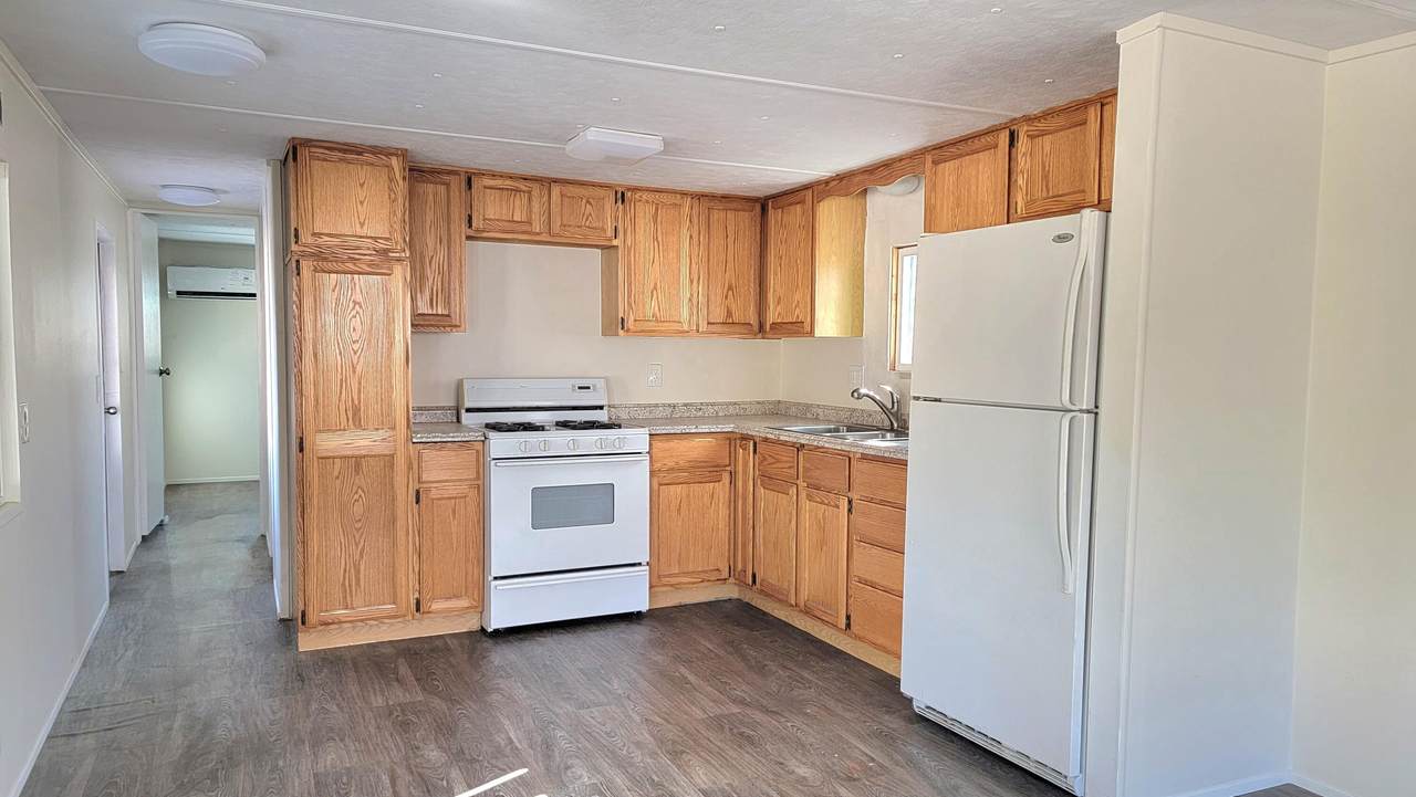 73 Alesandro Road - Photo 1