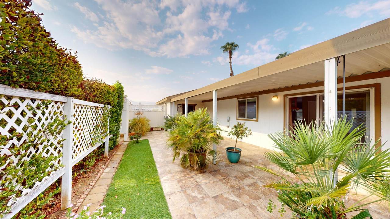 246 Settles Drive - Photo 1