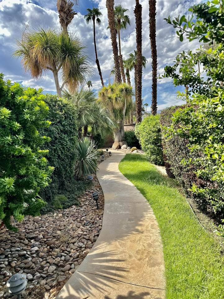 278 San Vicente Circle - Photo 1