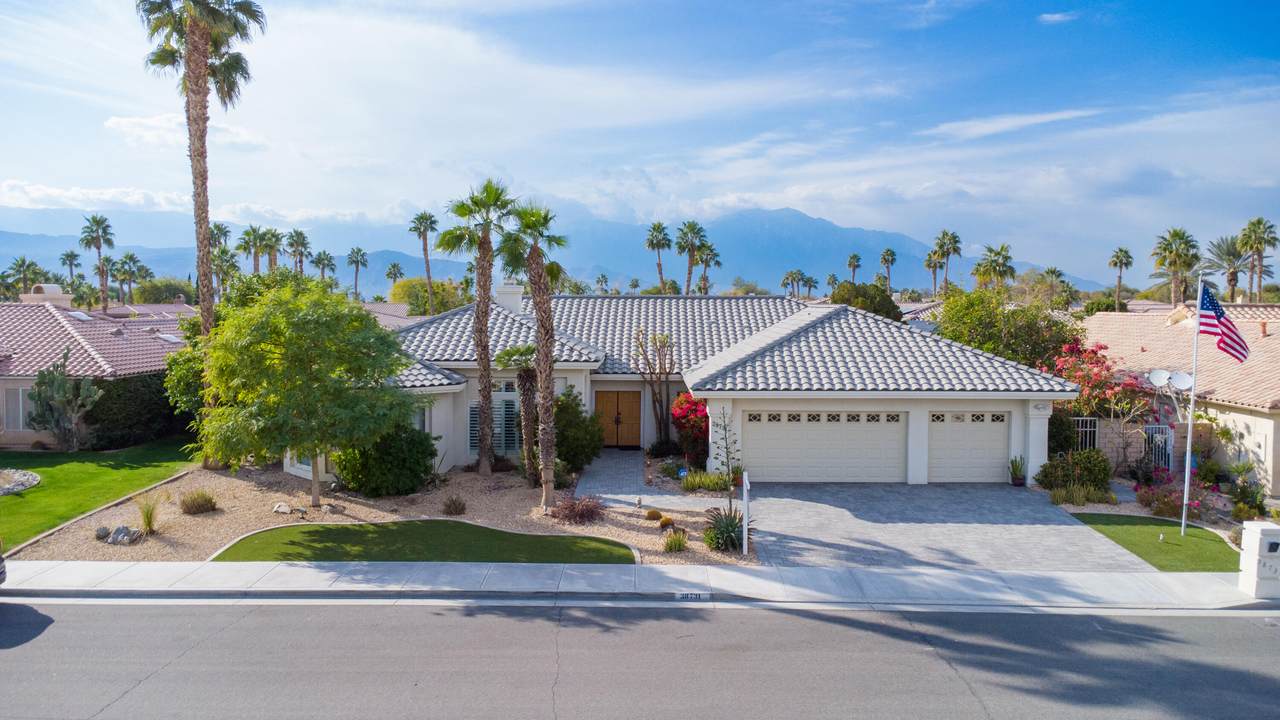 38731 Desert Mirage Drive - Photo 1
