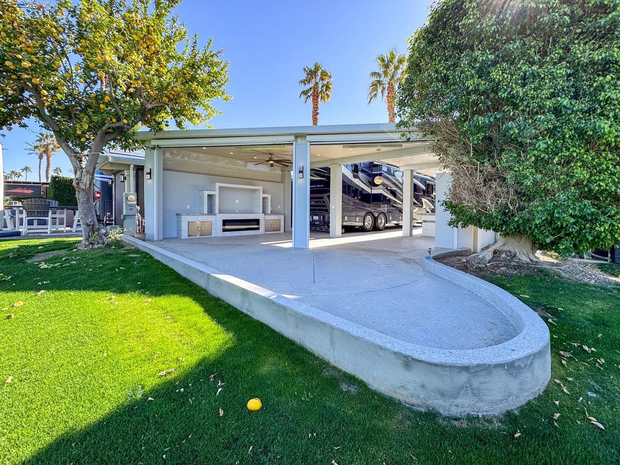 80394 Avenue 48 - Photo 1