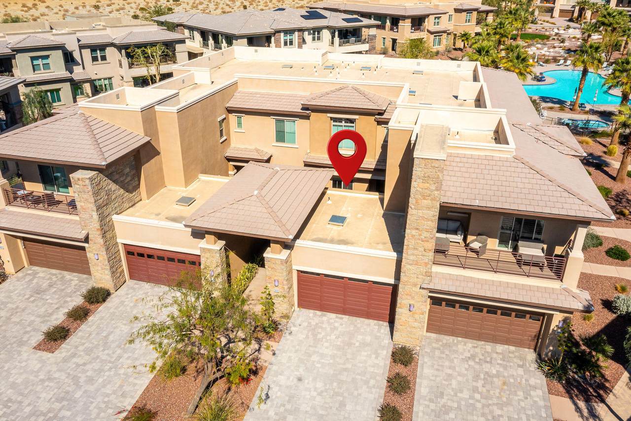 2602 Retreat Circle - Photo 1