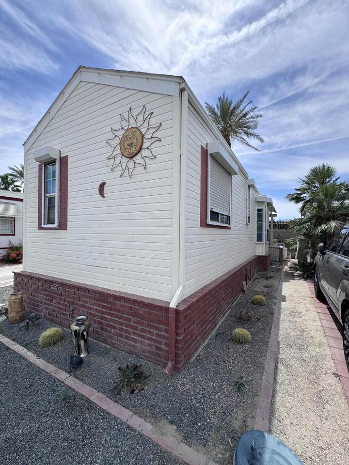 81620 Avenue 49 - Photo 1