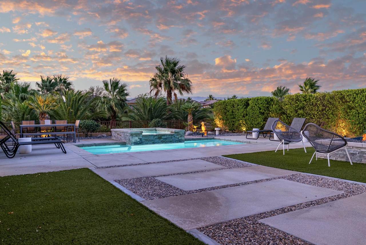 67360 Laguna Drive - Photo 1