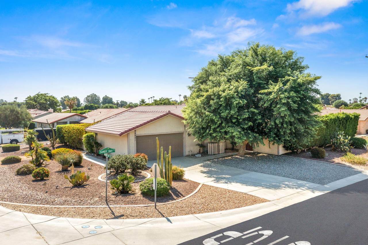 78621 Runaway Bay Drive - Photo 1