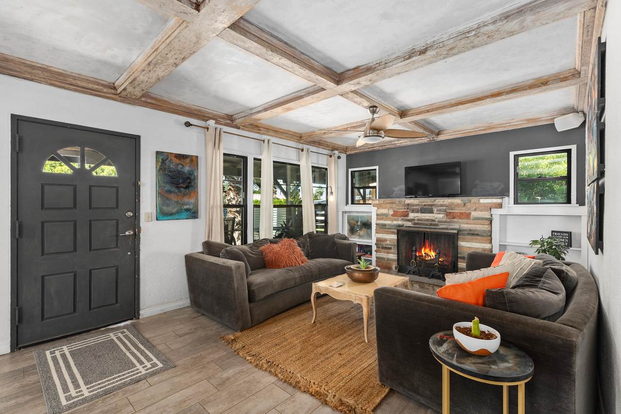 74057 De Anza Way - Photo 1