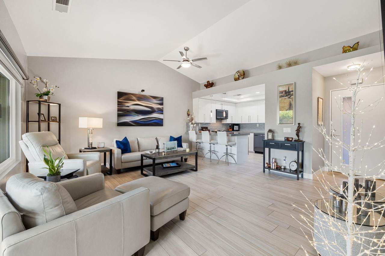 42831 Scirocco Road - Photo 1