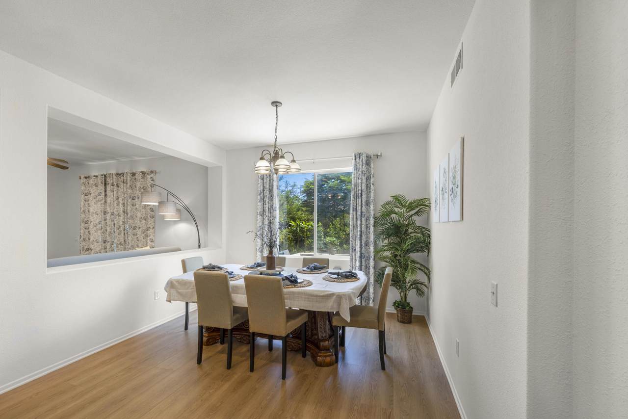 83697 Shadowrock Drive - Photo 1