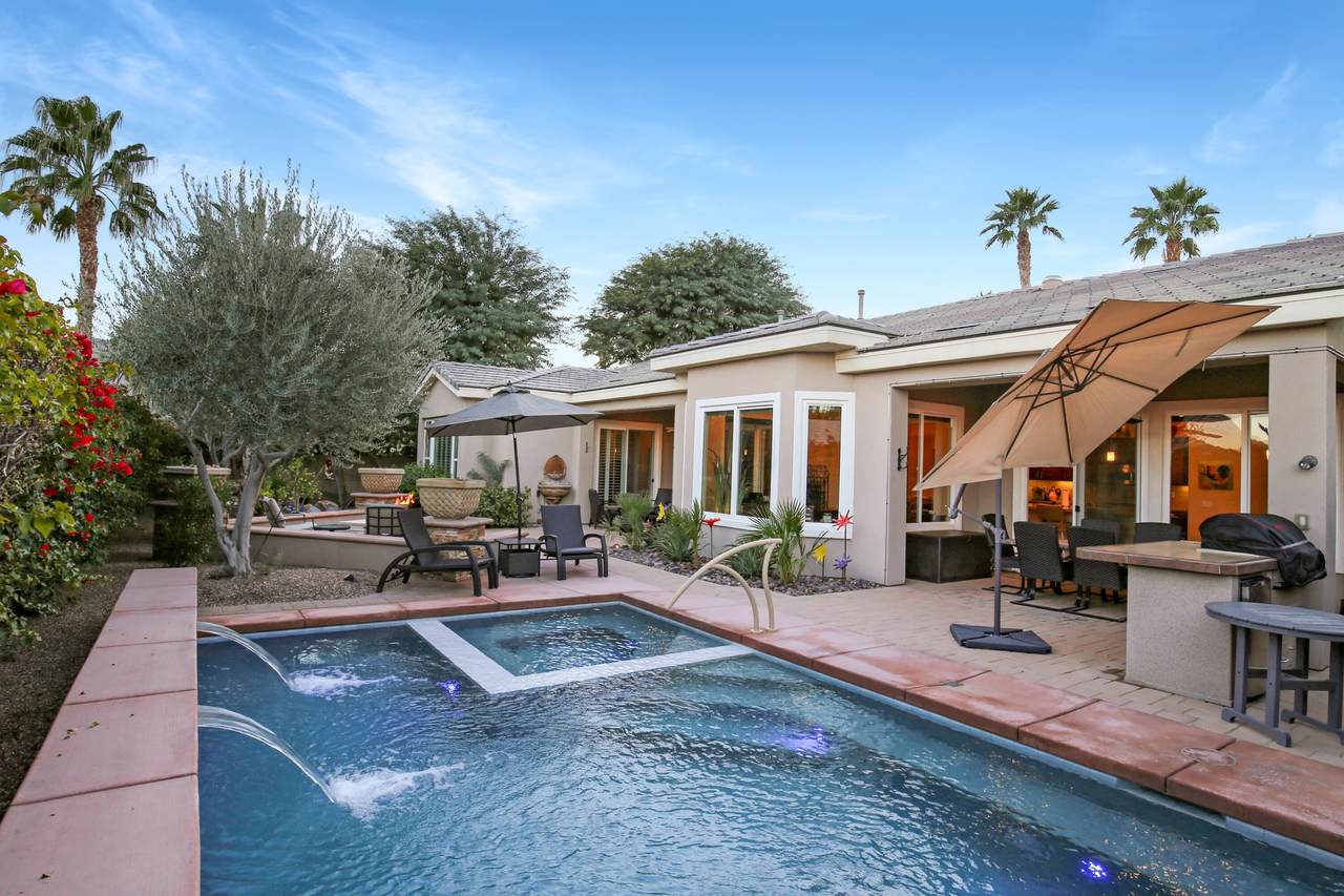 61260 Portulaca Drive - Photo 1