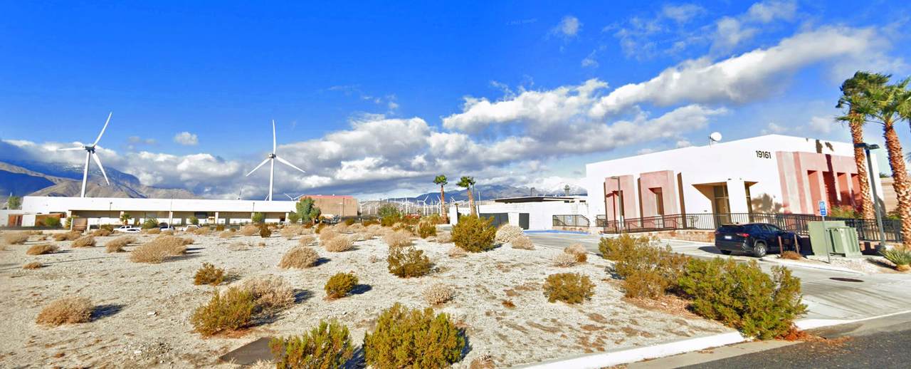 19207 Newhall Street - Photo 1