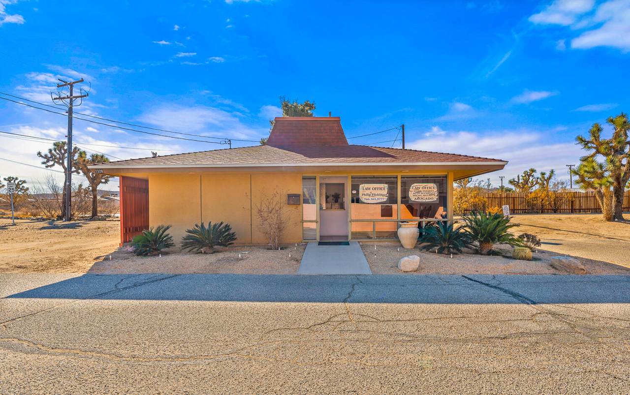 7328 Valley Vista Avenue - Photo 1