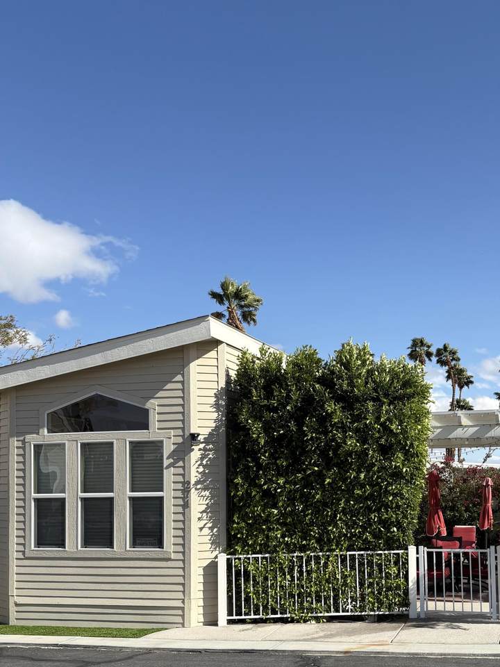 74711 Dillon Road - Photo 1