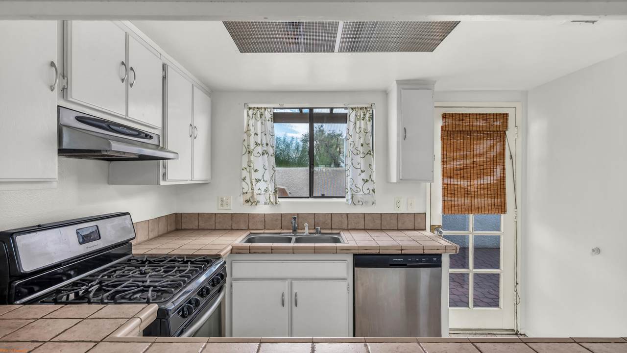 69575 Karen Way - Photo 1