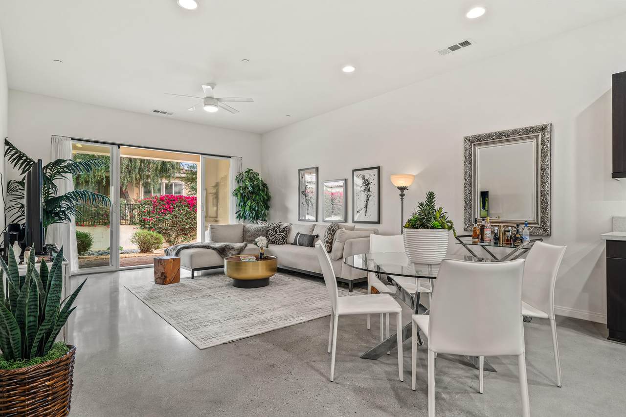 4018 Via Fragante - Photo 1