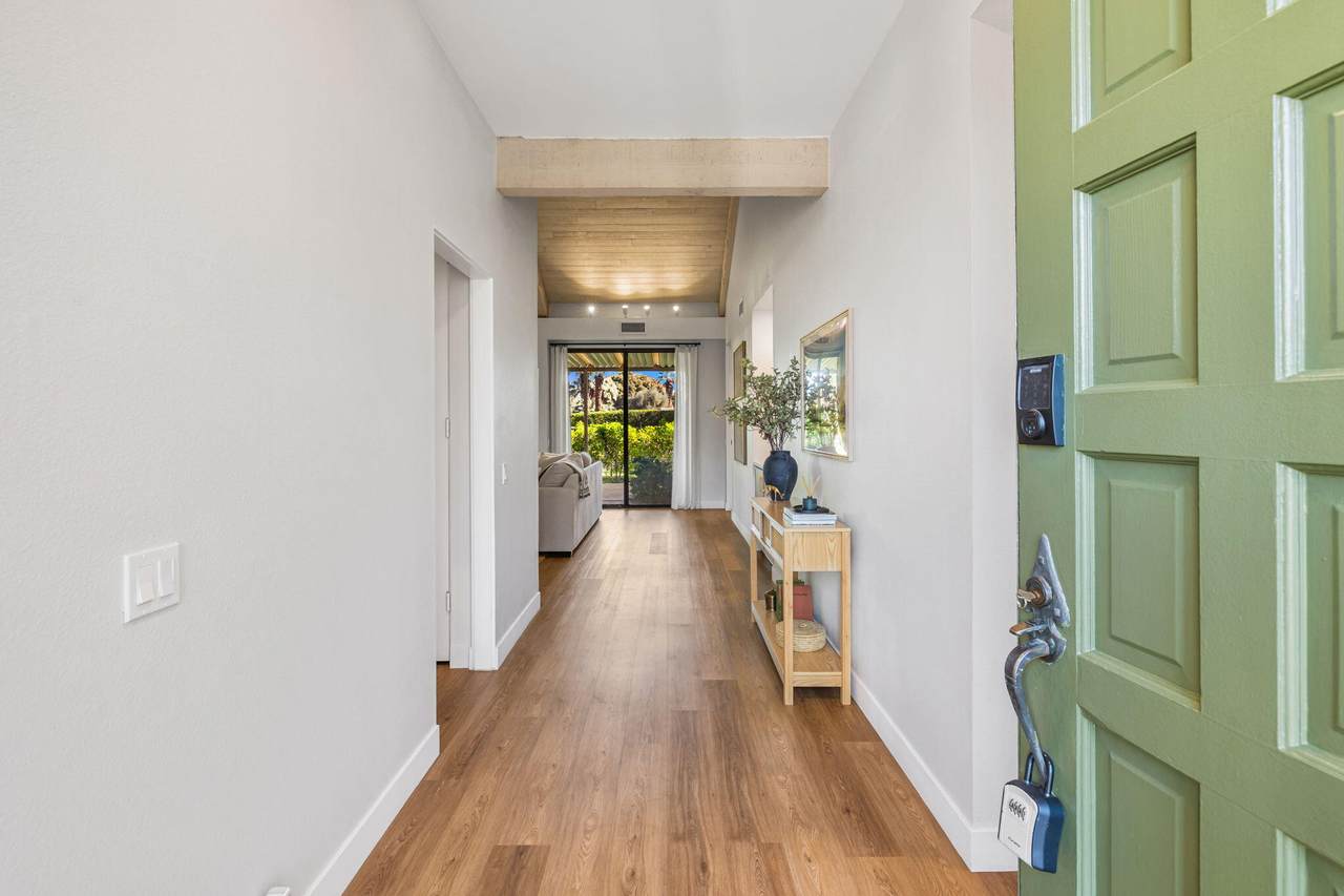 147 Desert West Drive - Photo 1