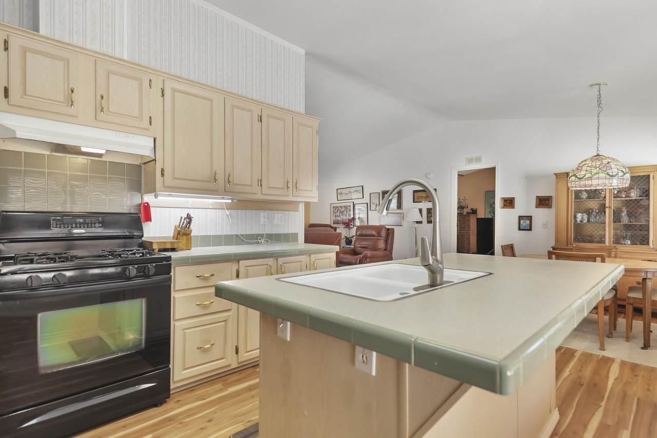 60781 Painted Hills Road - Photo 1