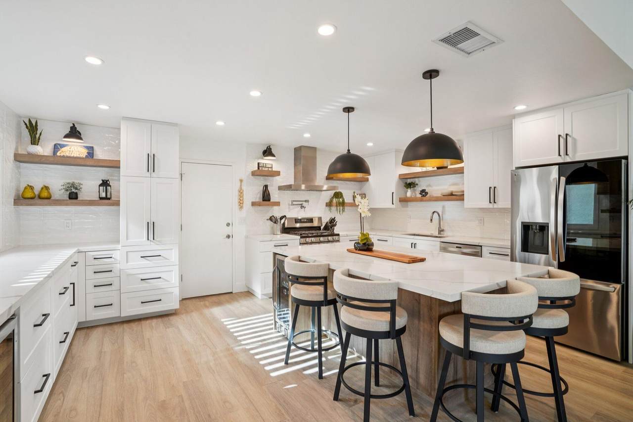 6253 Paseo De La Palma - Photo 1