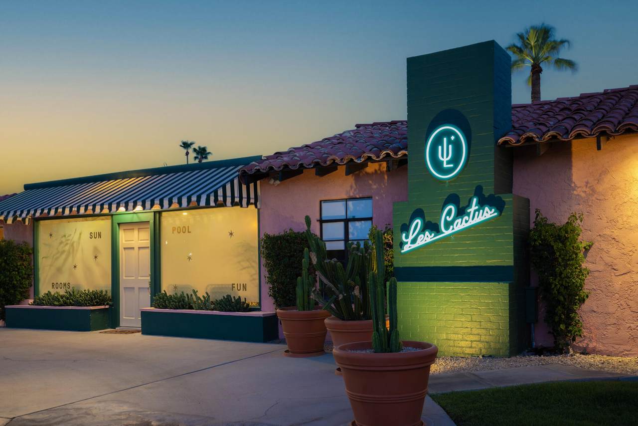 555 Warm Sands Drive - Photo 1