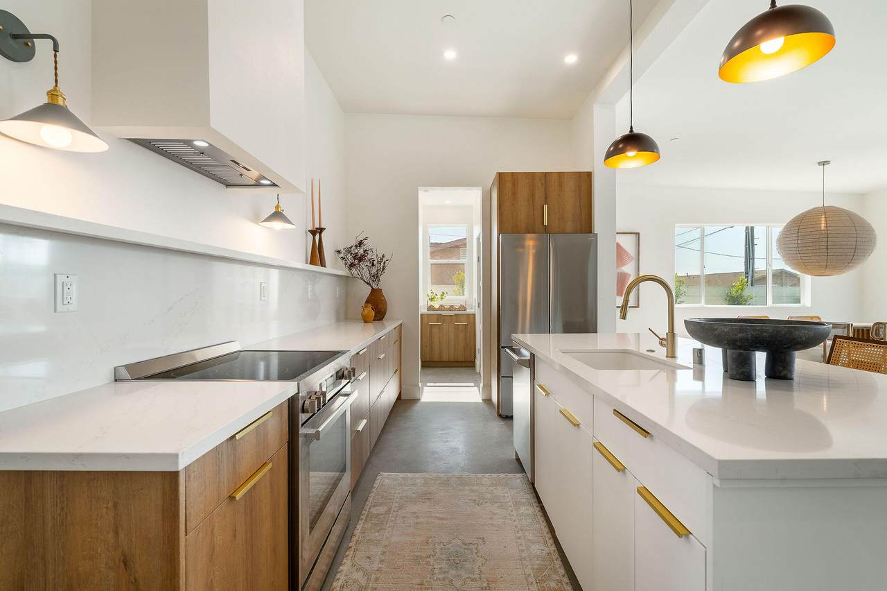 361 Sunview Avenue - Photo 1