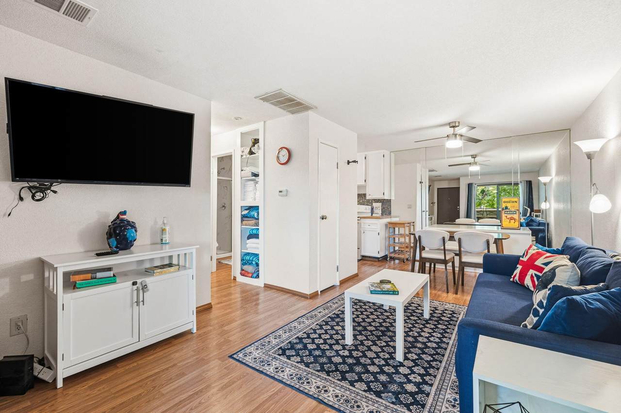 2822 Auburn Court - Photo 1