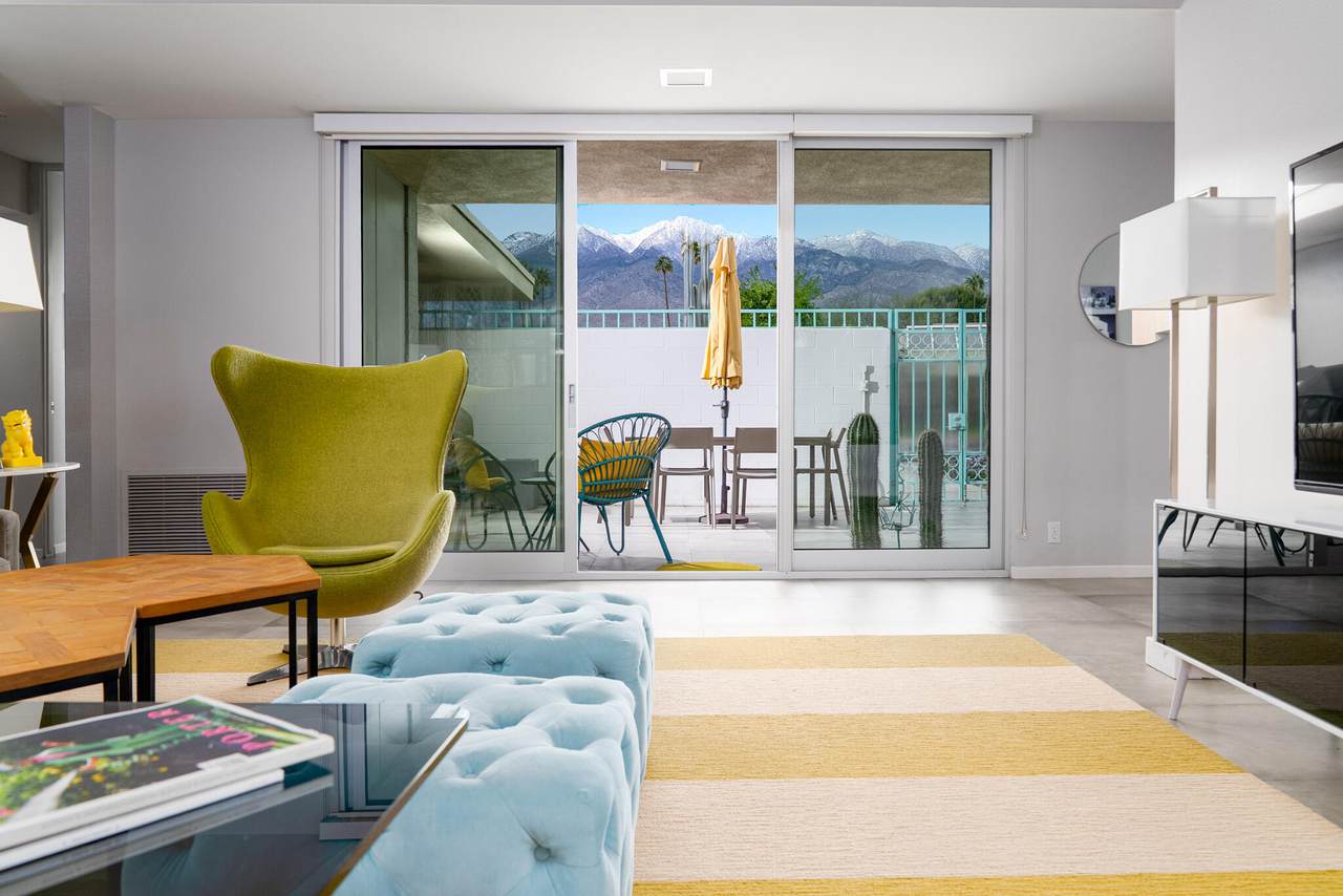 70 Lakeview Drive - Photo 1