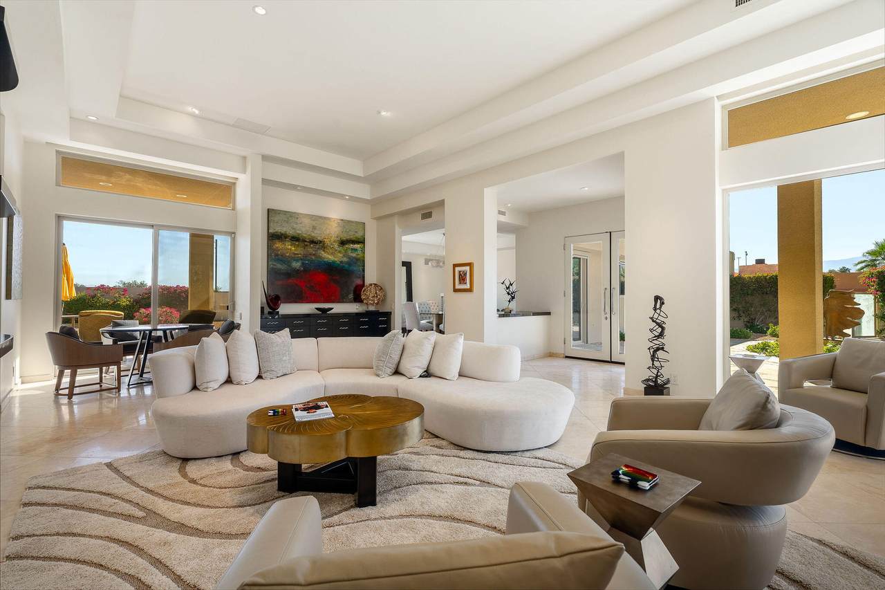 16 Judd Terrace - Photo 1