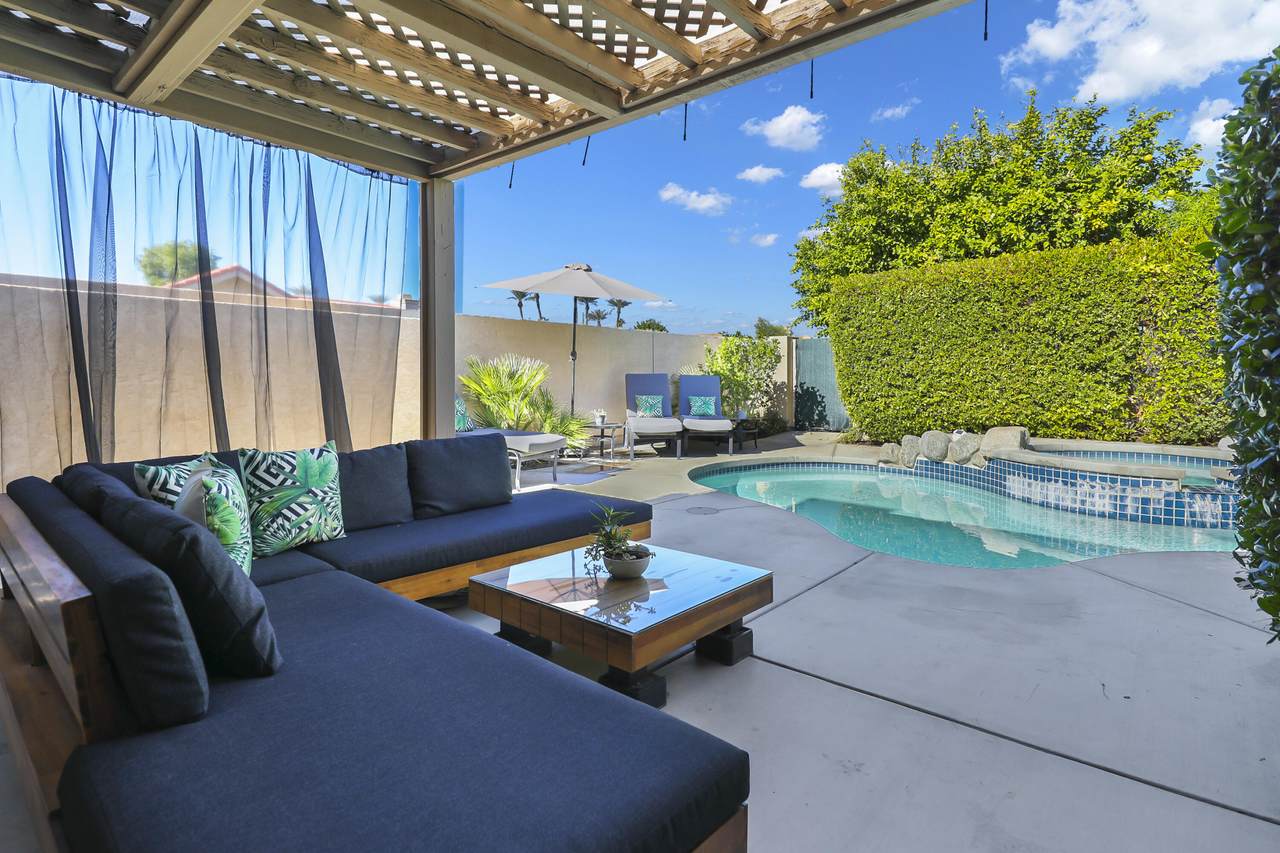 21 Ensenada Lane - Photo 1