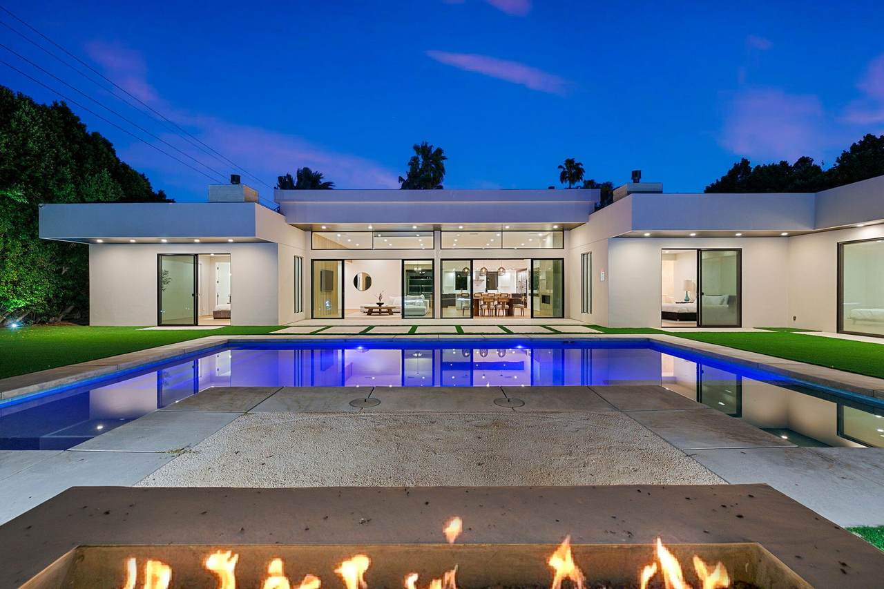 473 Burton Way - Photo 1