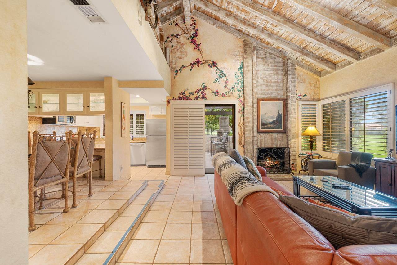 21 Pueblo Vista Drive - Photo 1