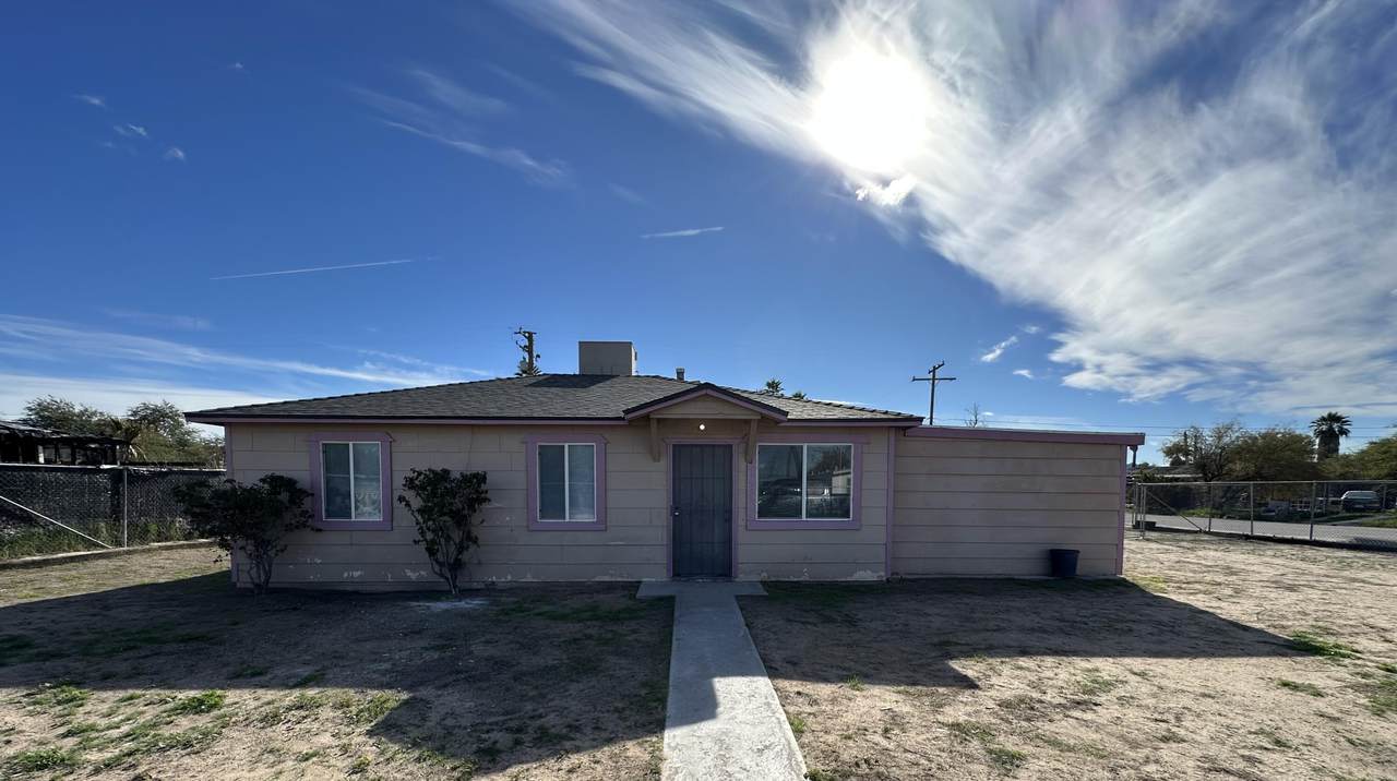 17595 Blythe Way - Photo 1